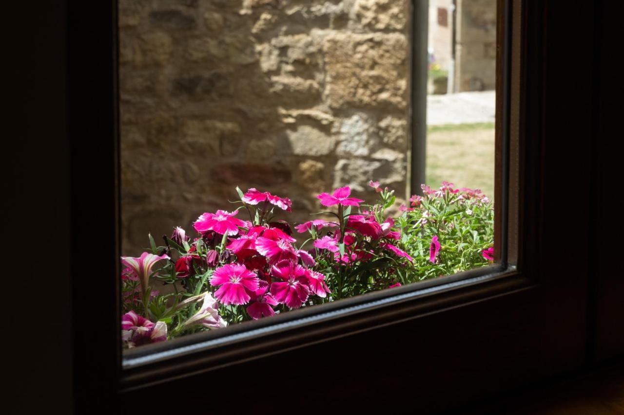 La Maisonnette Etape de Saint-Côme d'Olt Vila Exterior foto